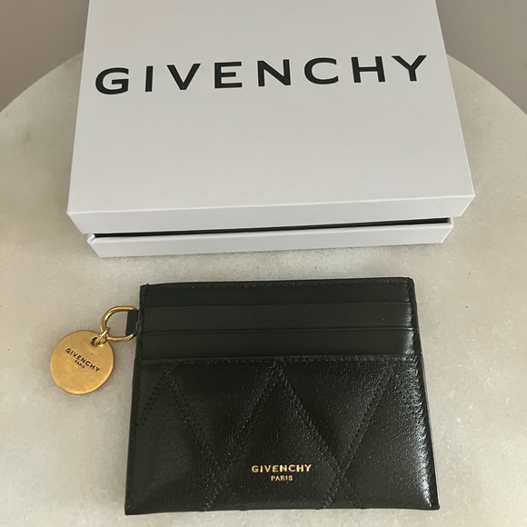 SOLD !! Givenchy card holder - Picture 5 of 6